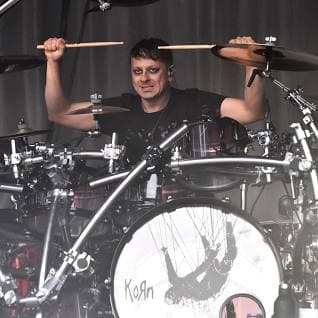 Ray Luzier