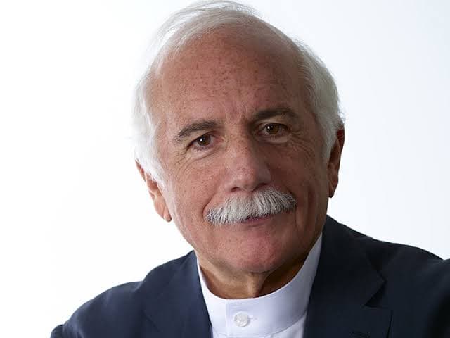 Moshe Safdie