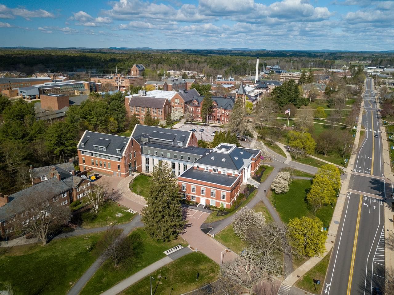 University of New Hampshire Featured Image