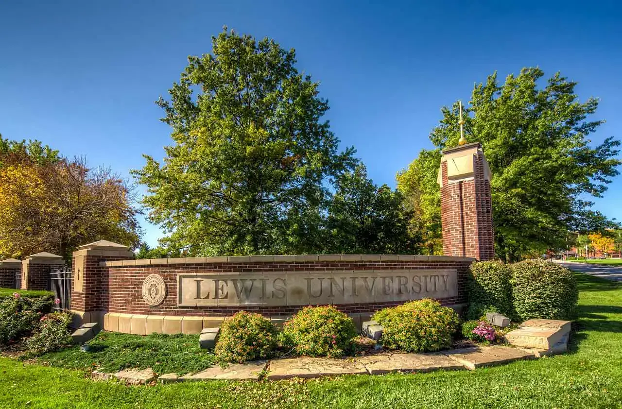 Lewis University Featured Image