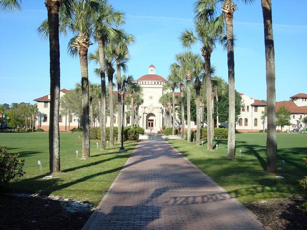 Valdosta State University Featured Image